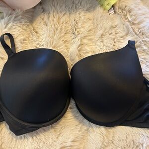 PINK Victoria's Secret Sleek Black Bra